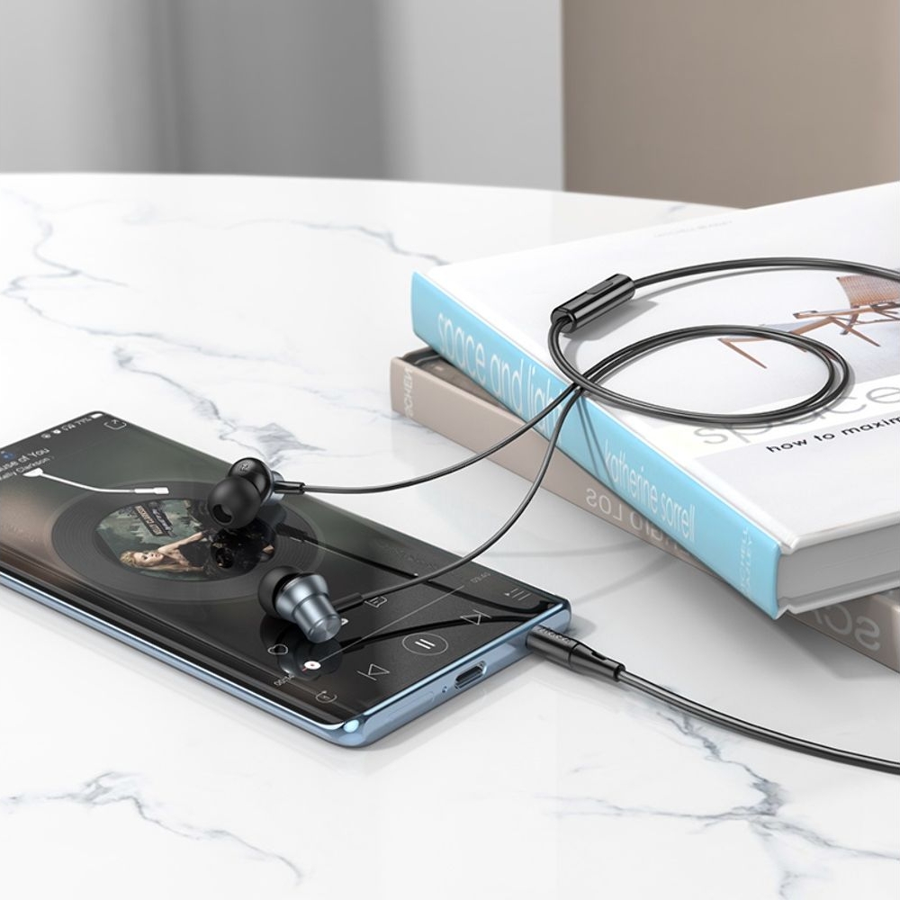 �������� ��������� ��������� Hoco M110, � ����������, �����