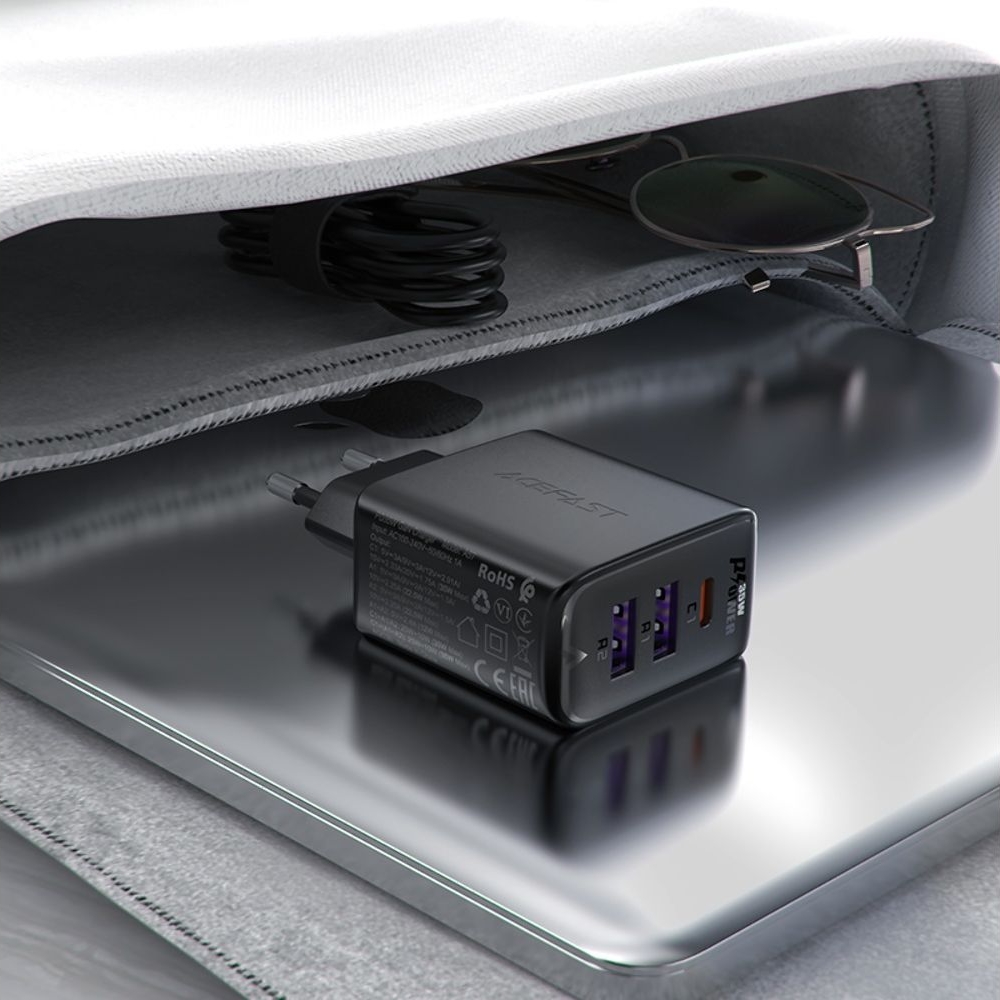������� �������� ���������� Acefast A57, 2 USB, Type-C, Quick Charge, , Power Delivery (35 ��), GaN, ������