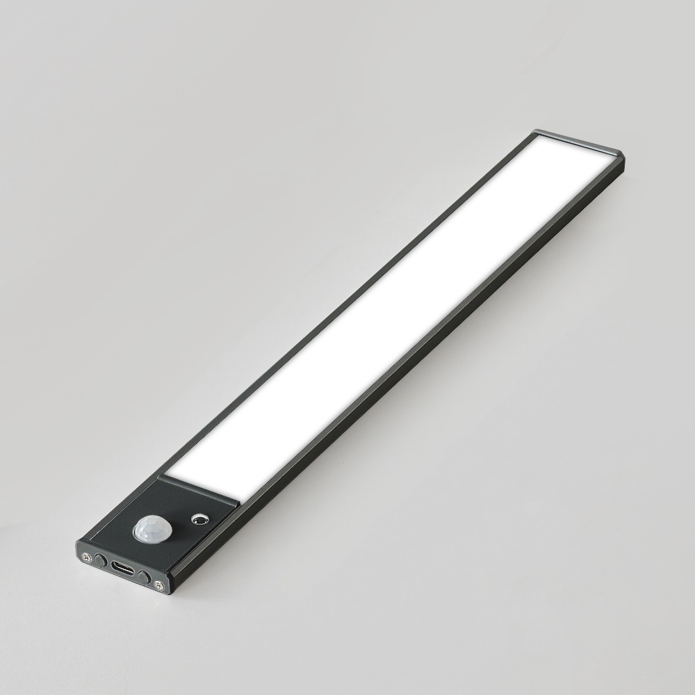 LED ���������� 30-2B � �������, �������������, �������� �������� � ������������ 30 �� 2.5W ����������� ������